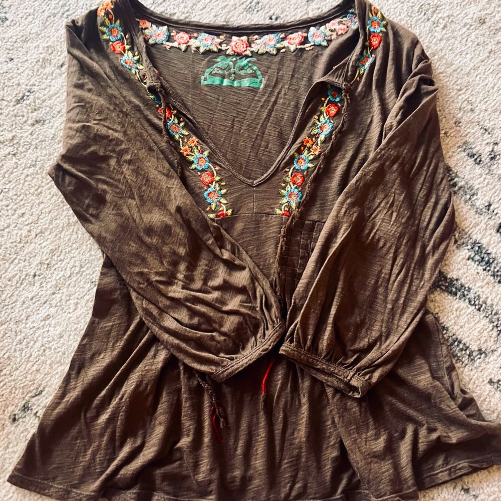 Free People V-Neck, Low Cut Top. Flare Bottom.  Small